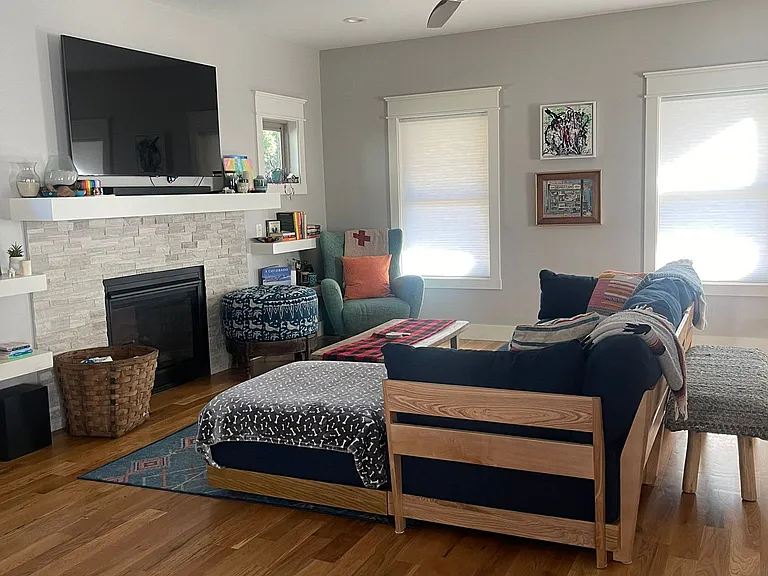 42 Reynolds Rd — Photo 8