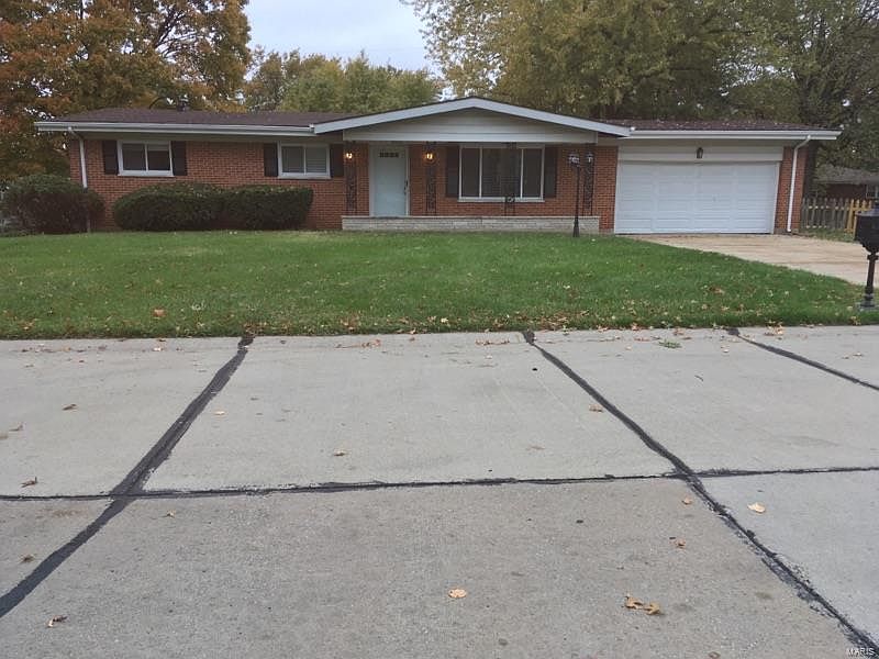 1st image of 14105 Le Sabre Dr