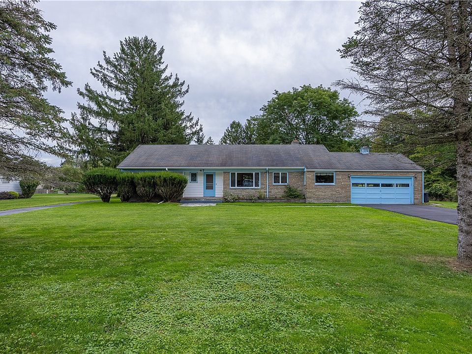 1st image of 47 Hillcrest Rd