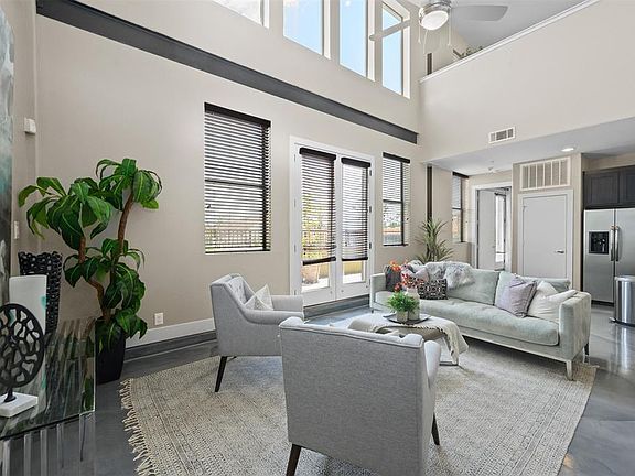 3rd image of 2323 Polk St APT 309