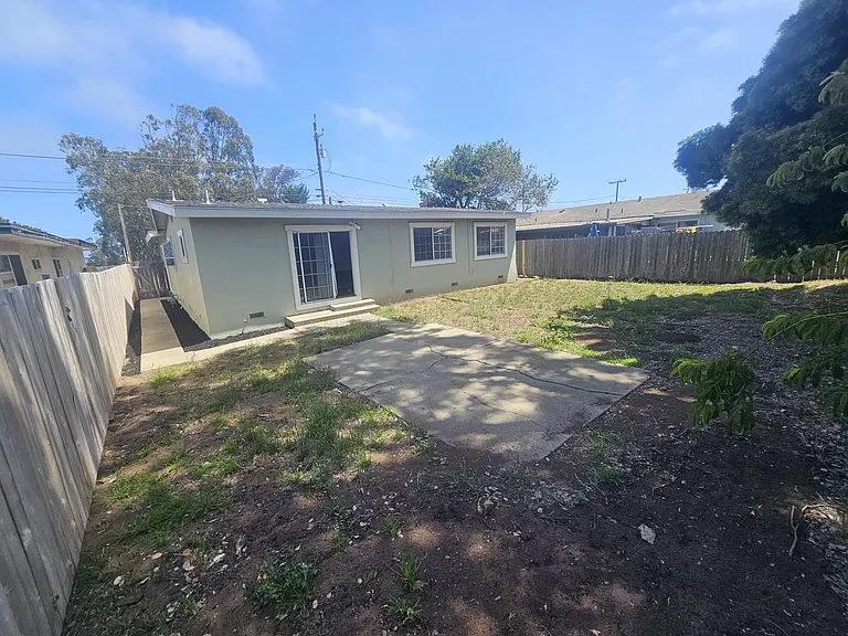 433 Los Osos Valley Rd — Photo 24