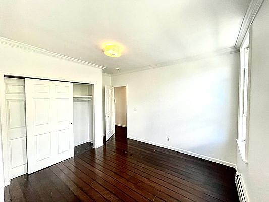 5th image of 79 Woodbine St #2