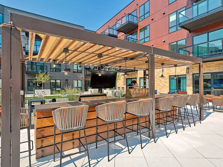 Avidor Glenview 55+ Active Adult Apartment Homes — Photo 12