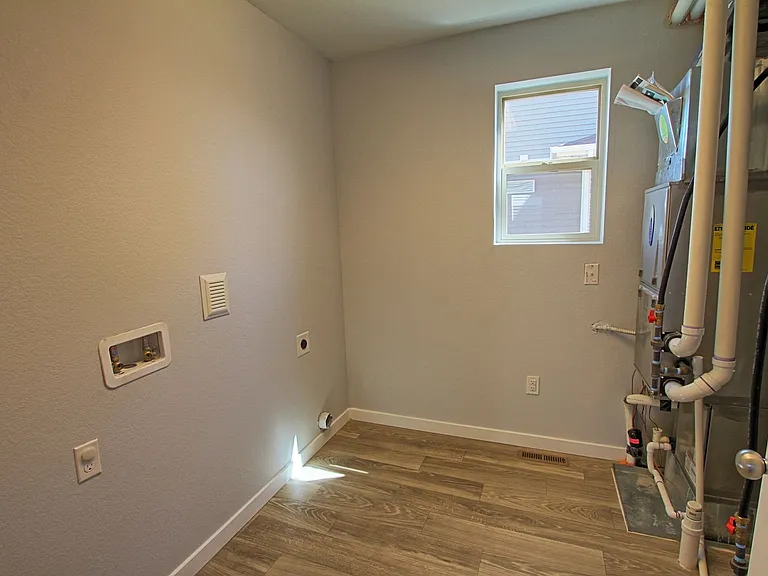 4144 Elegant St — Photo 8
