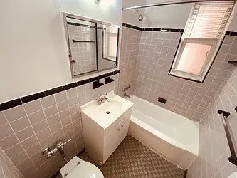 Rented by Silverstein Collection LLC 