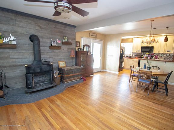 3rd image of 6408 W Lake Dr