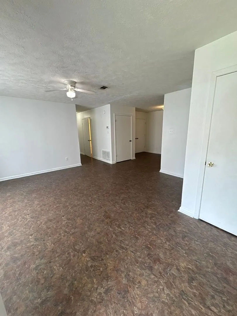 296 Homer Rd. (Booneville Apts 2) — Photo 3