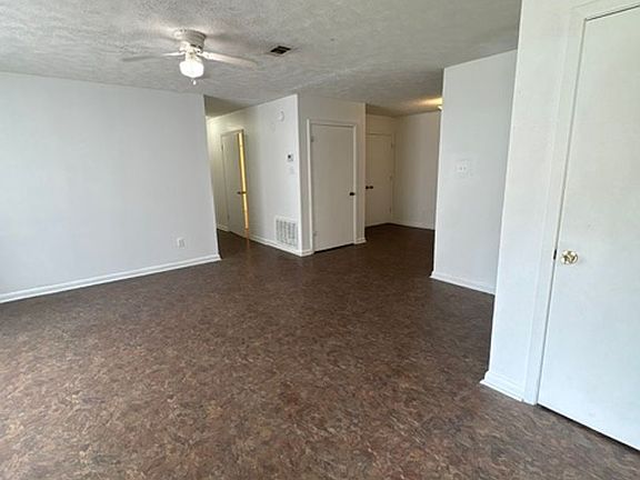 4th image of 296 Homer Rd APT 9