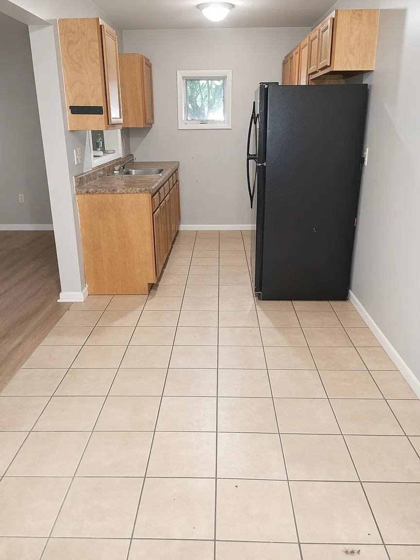 2 bed, $1,400 — Photo 4