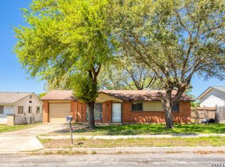 5231 Silvertip Dr, San Antonio, TX 78228