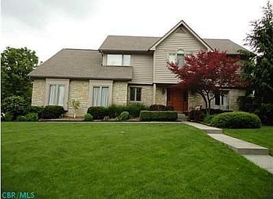 1st image of 832 Moon Glow Ct