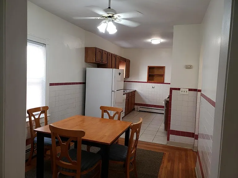 243 Smith St — Photo 2