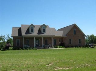 271 Caney Creek Dr, Cadiz, KY 42211