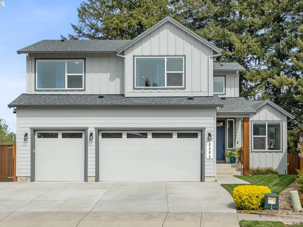 3304 N Irvine Dr, Hillsboro, OR 97124