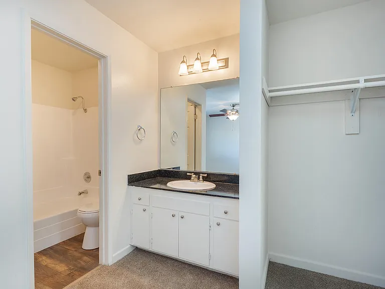Elan Sandrock Place — Photo 10