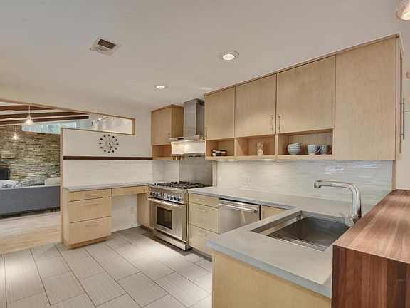 Cook's paradise kitchen!