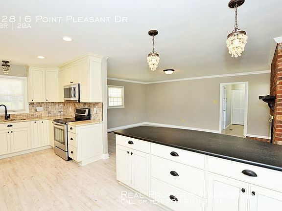 3rd image of 12816 Point Pleasant Dr