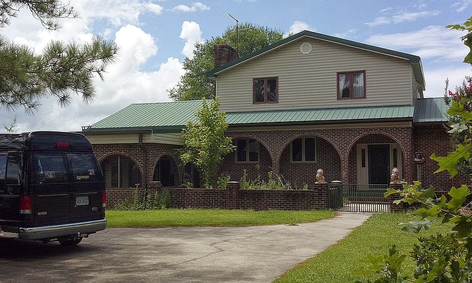 Left side of house w/ porch