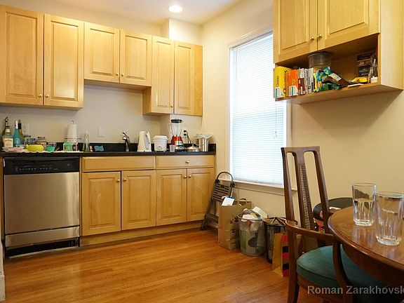 2nd image of 25 Aspinwall Ave #5A