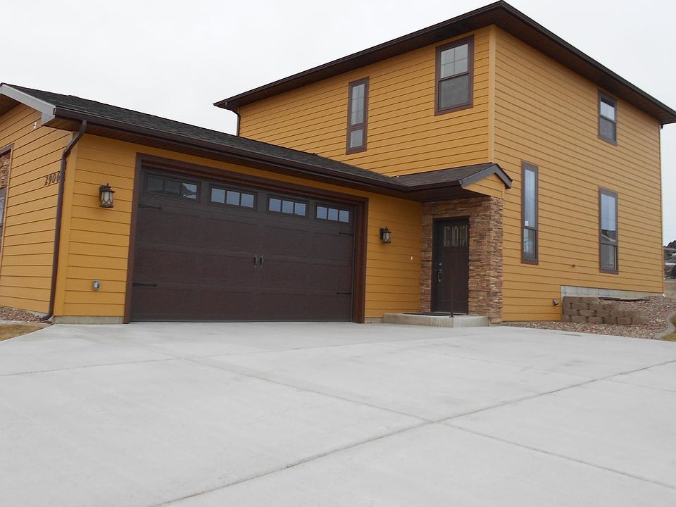 1st image of 2906 Encino Dr