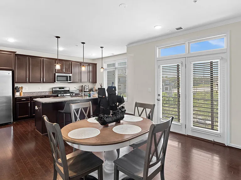 1518 Ribbon Limestone Ter SE — Photo 13