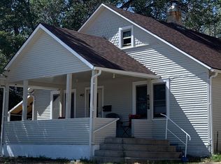 909 W Maple St, Rawlins, WY 82301