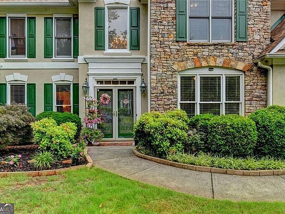2nd image of 677 River Cove Ct