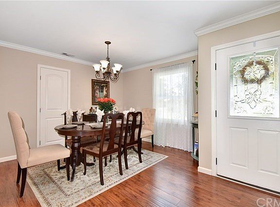 3rd image of 5431 Santa Monica Ave