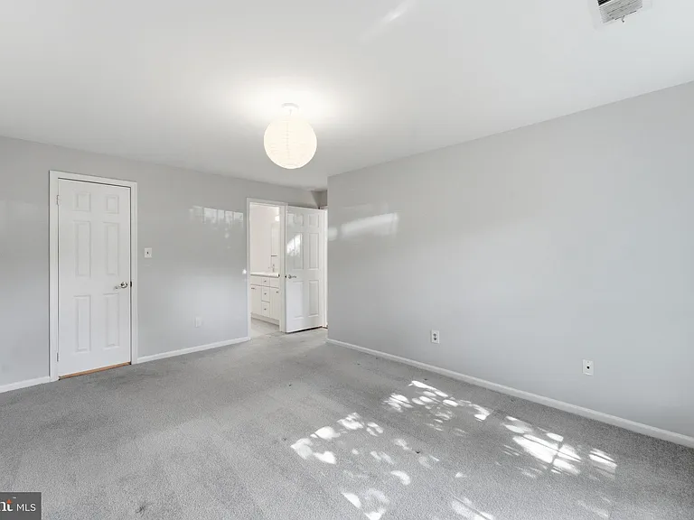 5705 Brewer House Cir #T2 — Photo 24