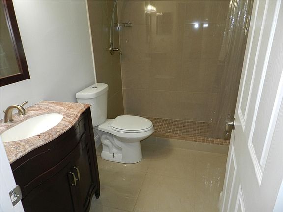 5th image of 73 Deer Creek Road #103