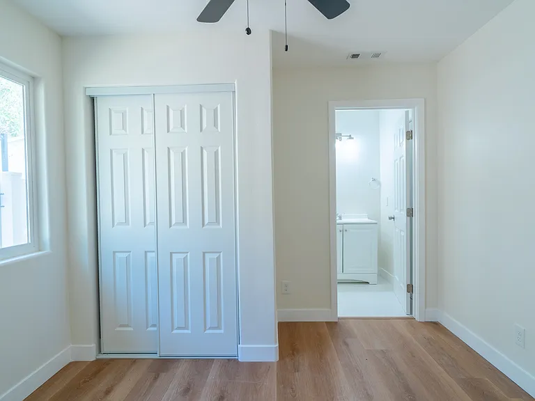 6402-06 Shane Place - 6406 — Photo 7