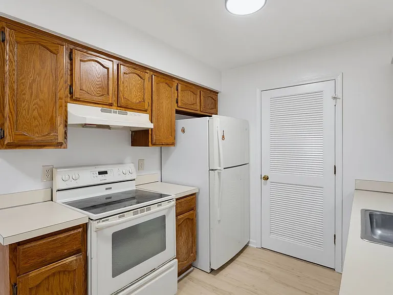 18600 Fraser Group — Photo 7