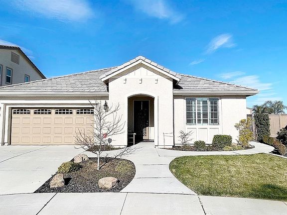 2nd image of 8780 Vizela Way