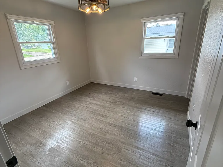 103 N Bunn St — Photo 17