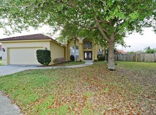 1207 Lausberg Pl, Brandon, FL 33511