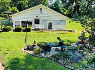 1611 Valwood Pl NE, Lenoir, NC 28645