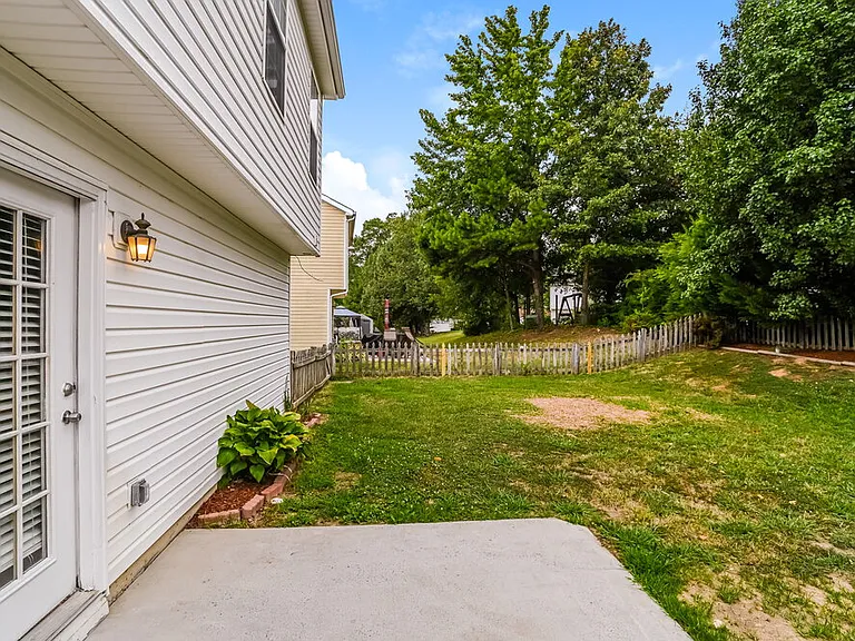 11338 Northwoods Forest Dr — Photo 16