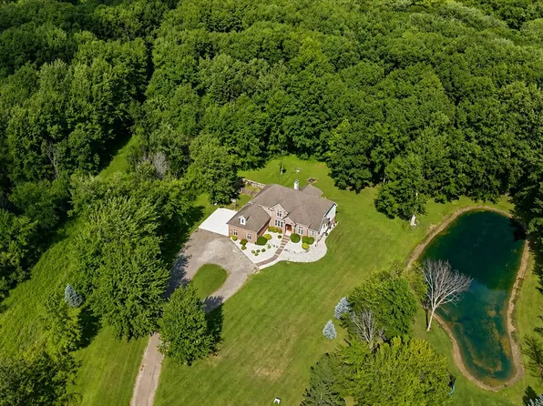 65690 North Ave, Ray, MI 48096