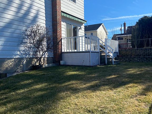 3rd image of 40-18 Tierney Pl