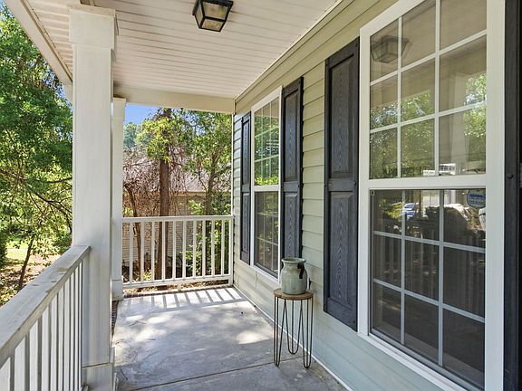 5th image of 6 Woodlands Ridge Ct