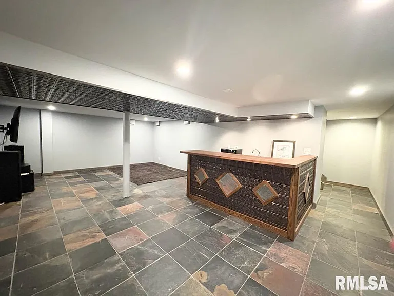 6891 N Fox Point Dr — Photo 16