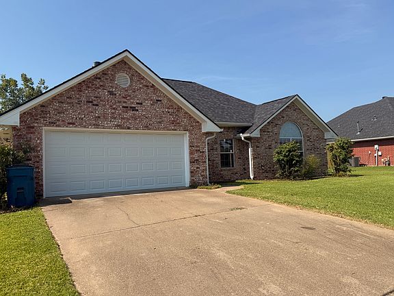 2nd image of 1816 Waterton Cir