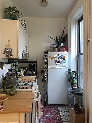 3rd image of 444 5th St #3