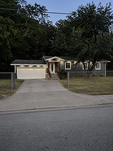 5114 Lauderdale St Photo 1