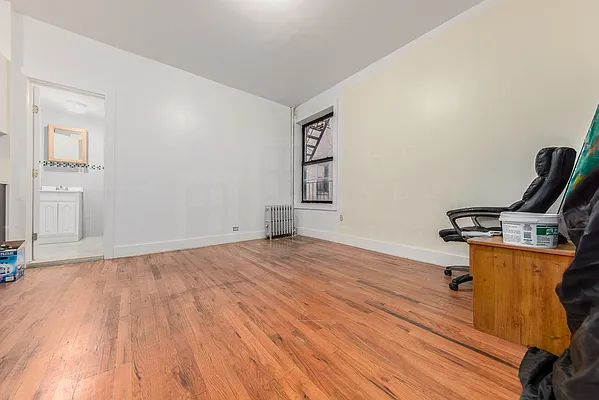 Rented by The Syper Group | media 2