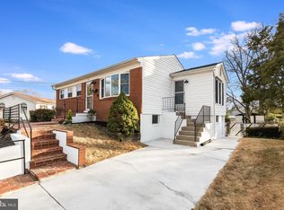 2011 York Dr, Woodbridge, VA 22191