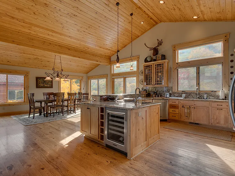 12981 Oberwald Way — Photo 7