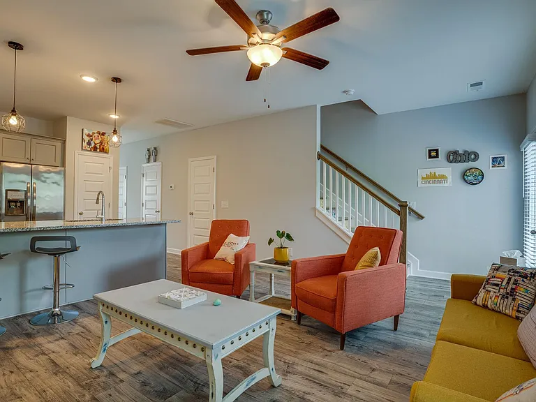 248 Mansfield Dr — Photo 7