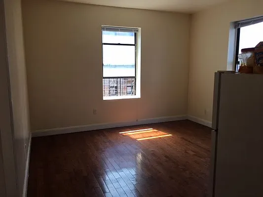 Rented by null | media 21