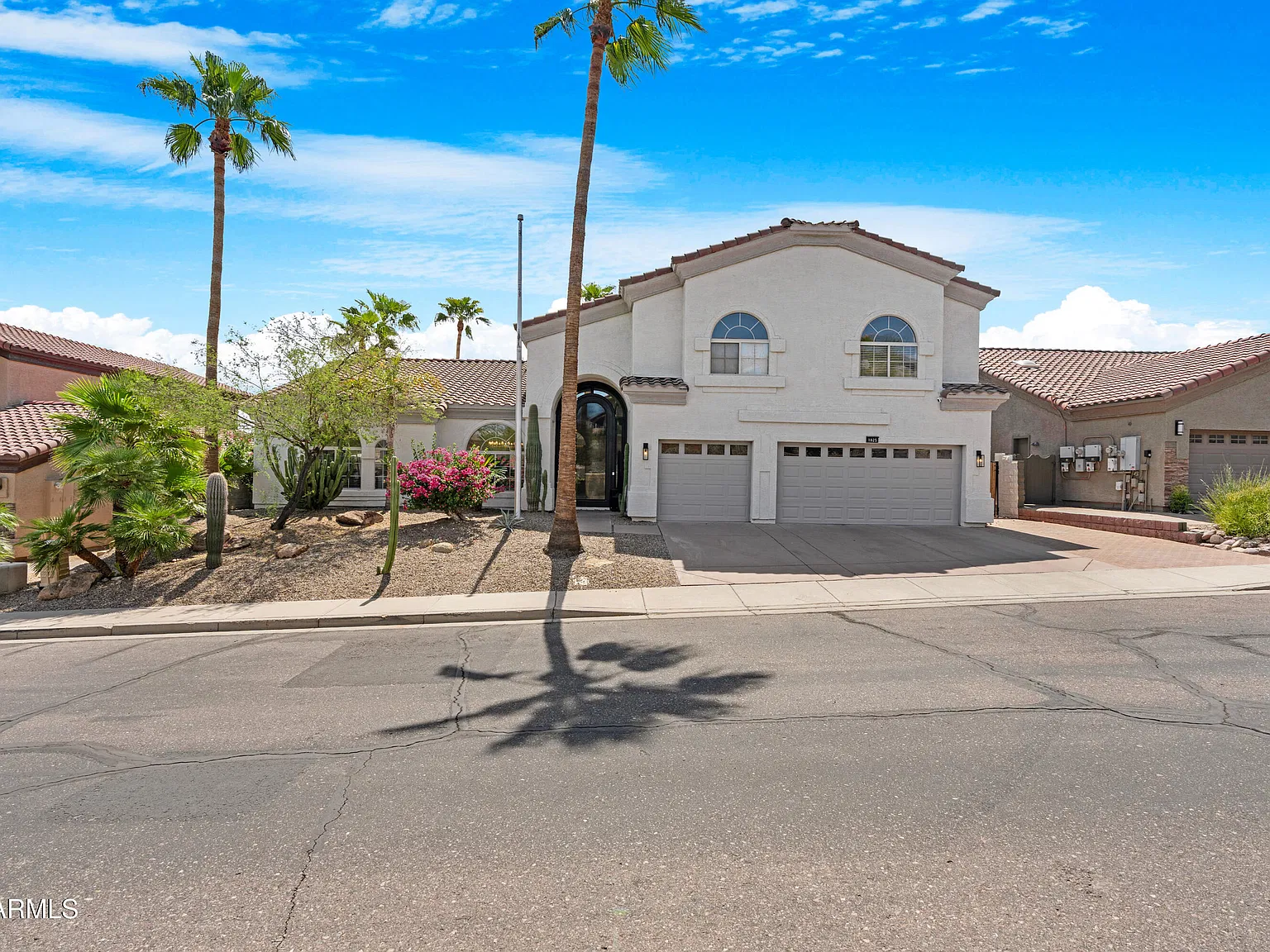 5 bed, 3.5 bath, 3548 sqft, $4,500 — Photo 3